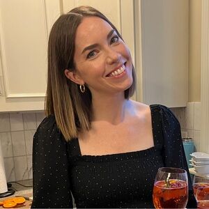 Meet your Posher, Caitlin